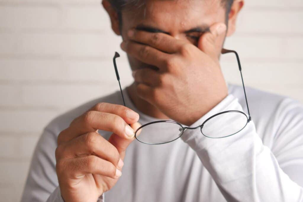 eye diseases 2048x1366